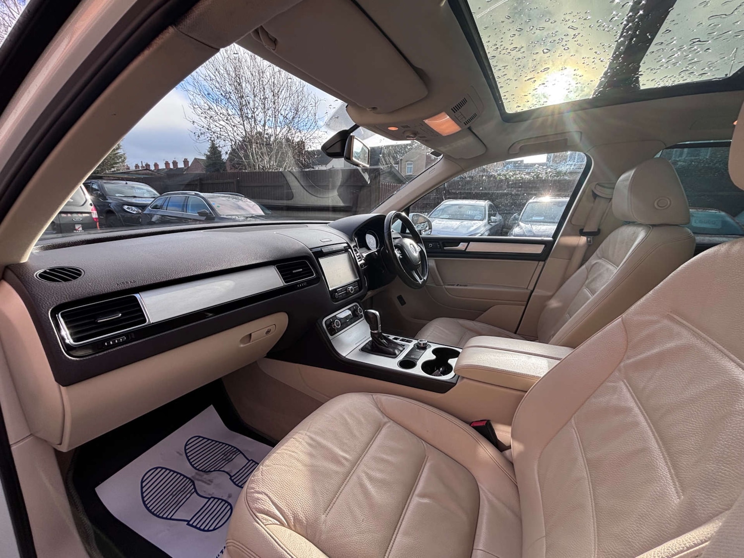 Used Volkswagen Touareg 2014 for sale - 77236262: Photo 35