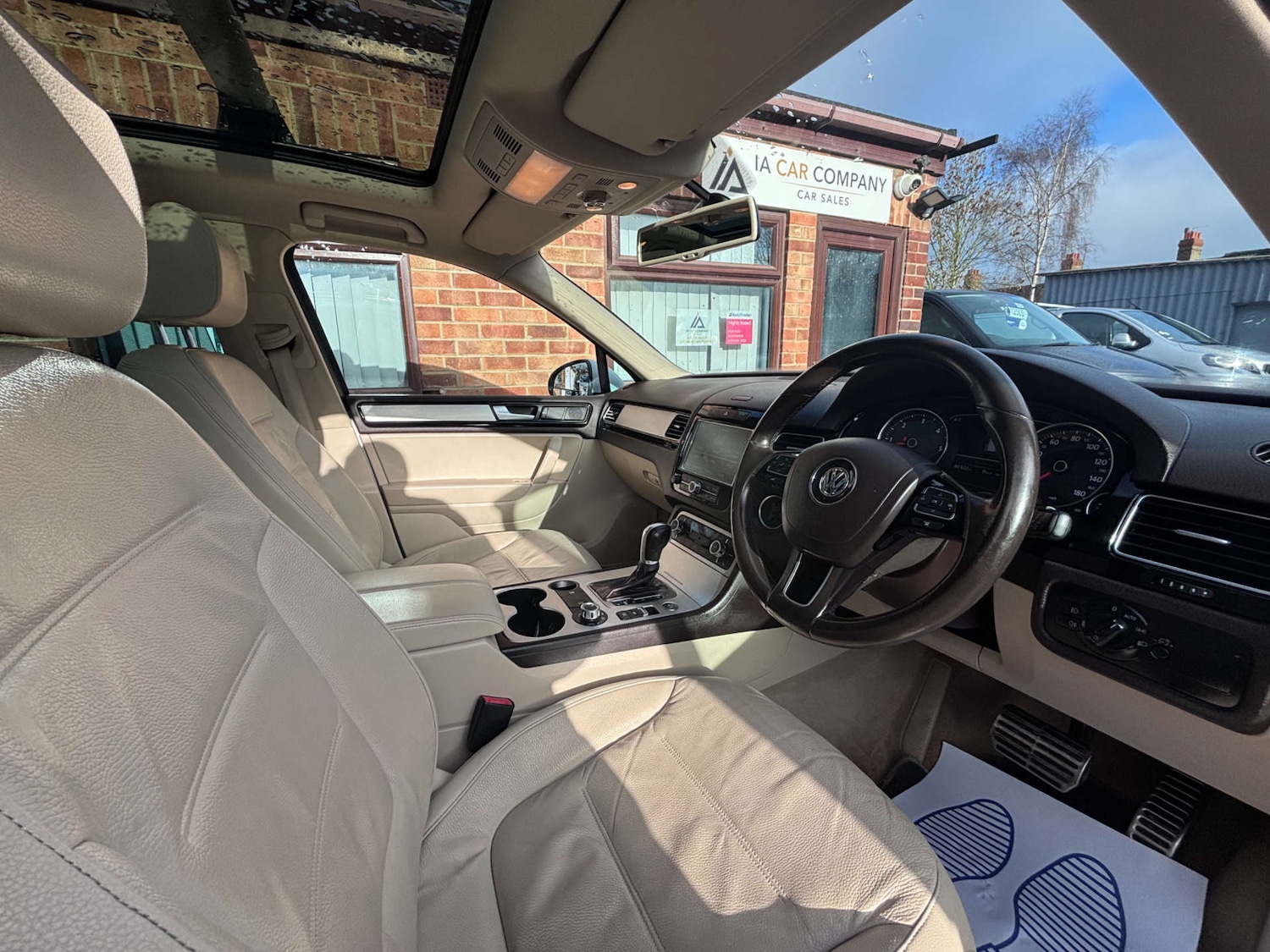 Used Volkswagen Touareg 2014 for sale - 77236262: Photo 38