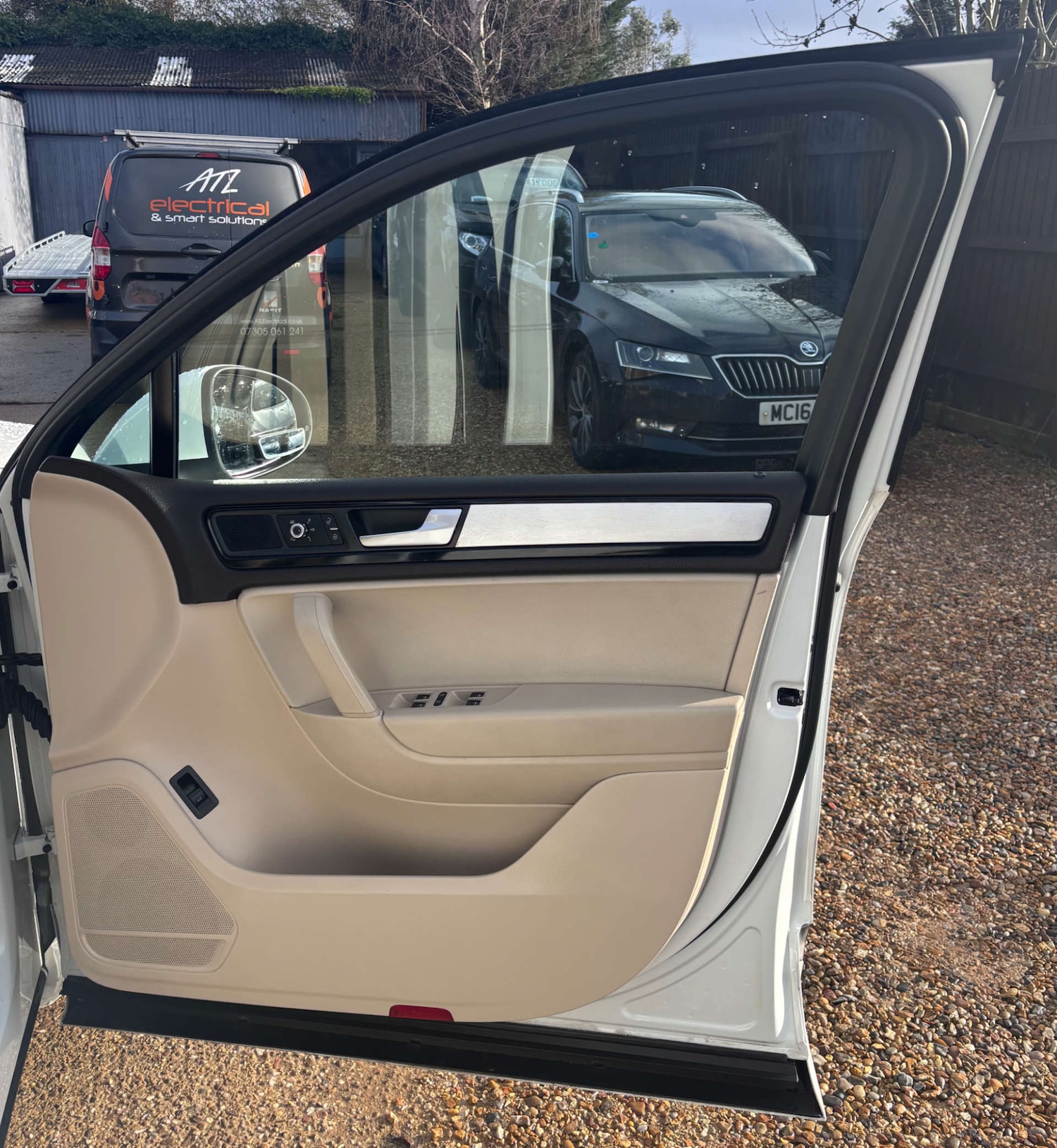 Used Volkswagen Touareg 2014 for sale - 77236262: Photo 41