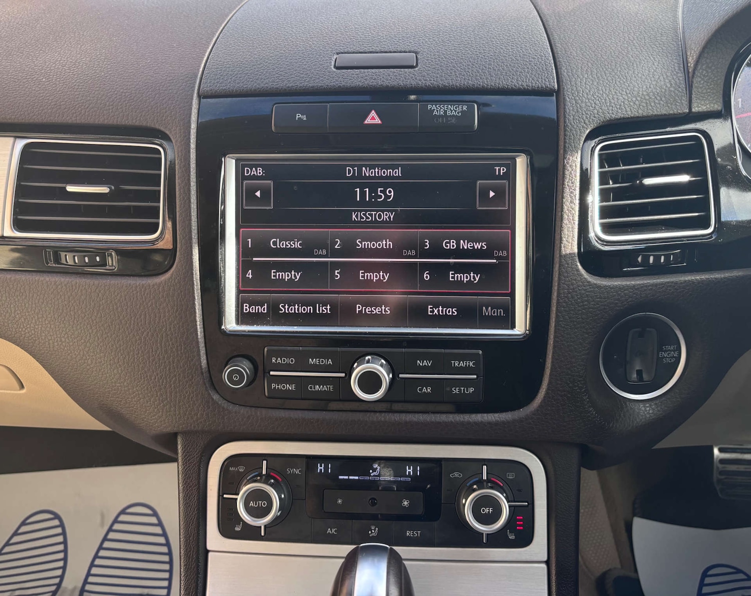 Used Volkswagen Touareg 2014 for sale - 77236262: Photo 42