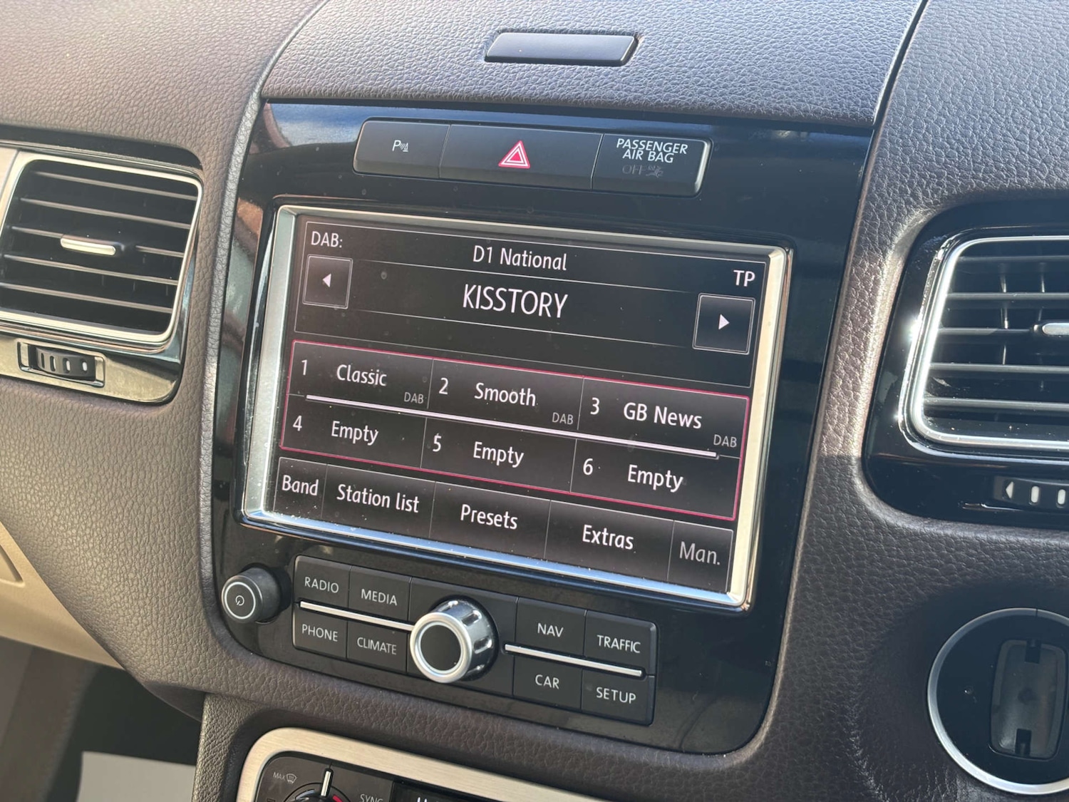 Used Volkswagen Touareg 2014 for sale - 77236262: Photo 45