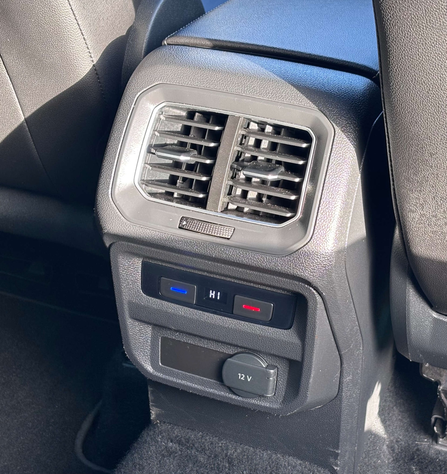 Used Volkswagen Tiguan 2017 for sale - 77198043: Photo 27