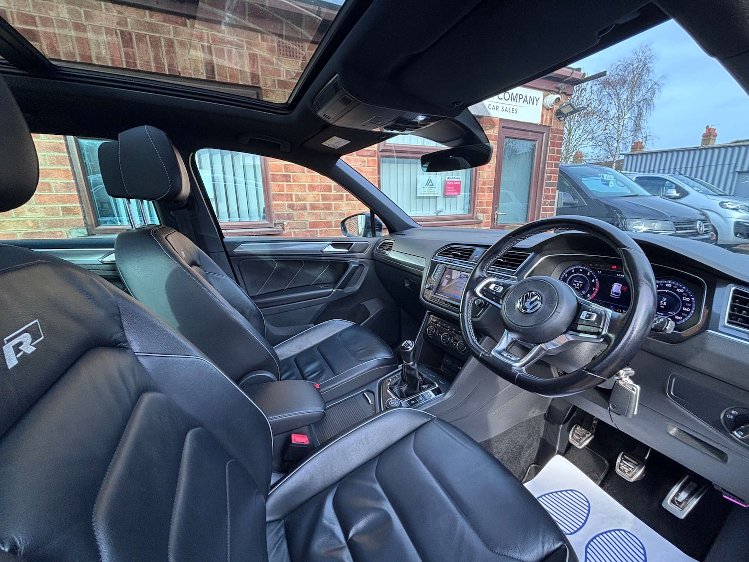 Used Volkswagen Tiguan 2017 for sale - 77198043: Photo 39