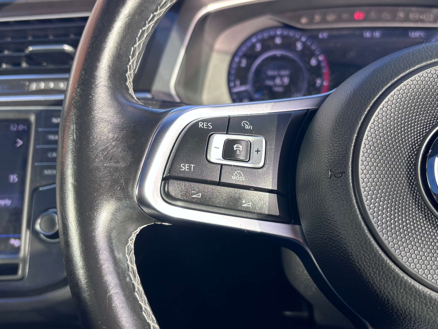 Used Volkswagen Tiguan 2017 for sale - 77198043: Photo 54