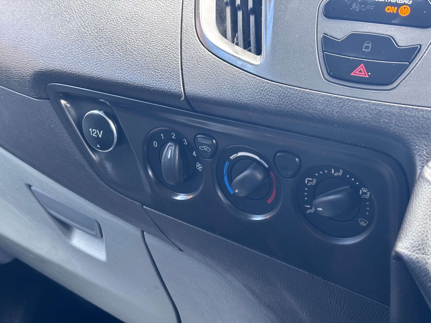 Used Ford Transit Custom 2016 for sale - 77889925: Photo 28