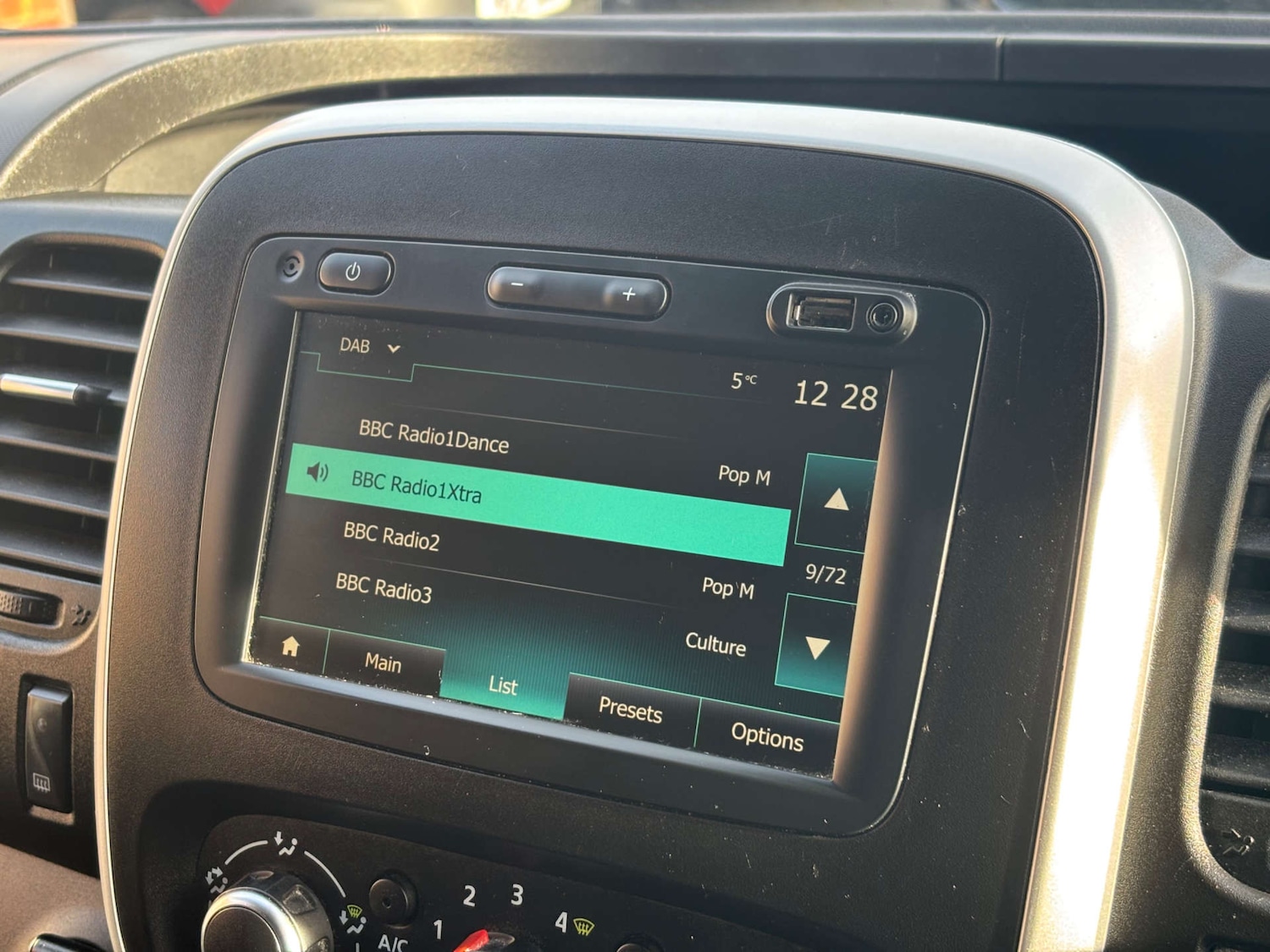 Used Renault Trafic 2021 for sale - 76845388: Photo 27