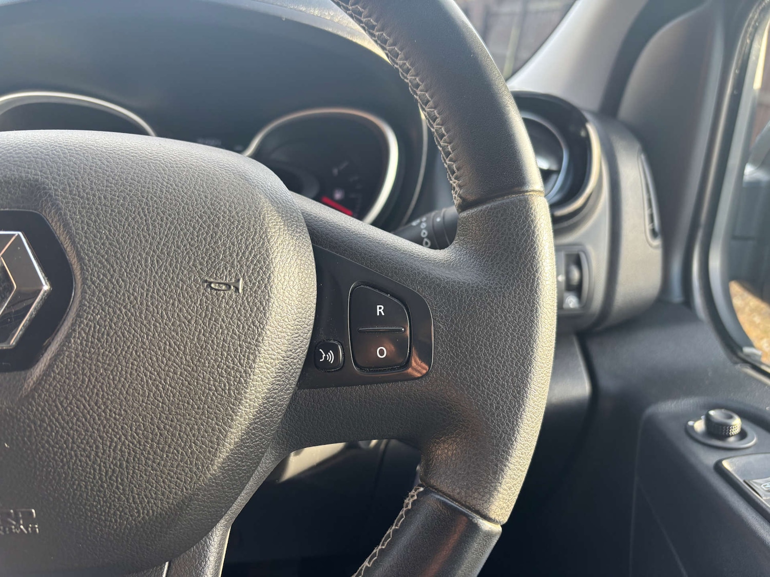 Used Renault Trafic 2021 for sale - 76845388: Photo 36