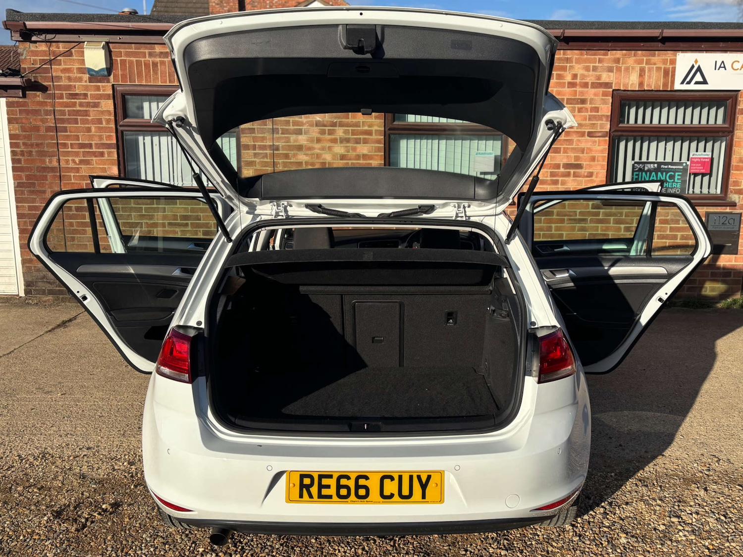 Used Volkswagen Golf 2016 for sale - 76681838: Photo 11