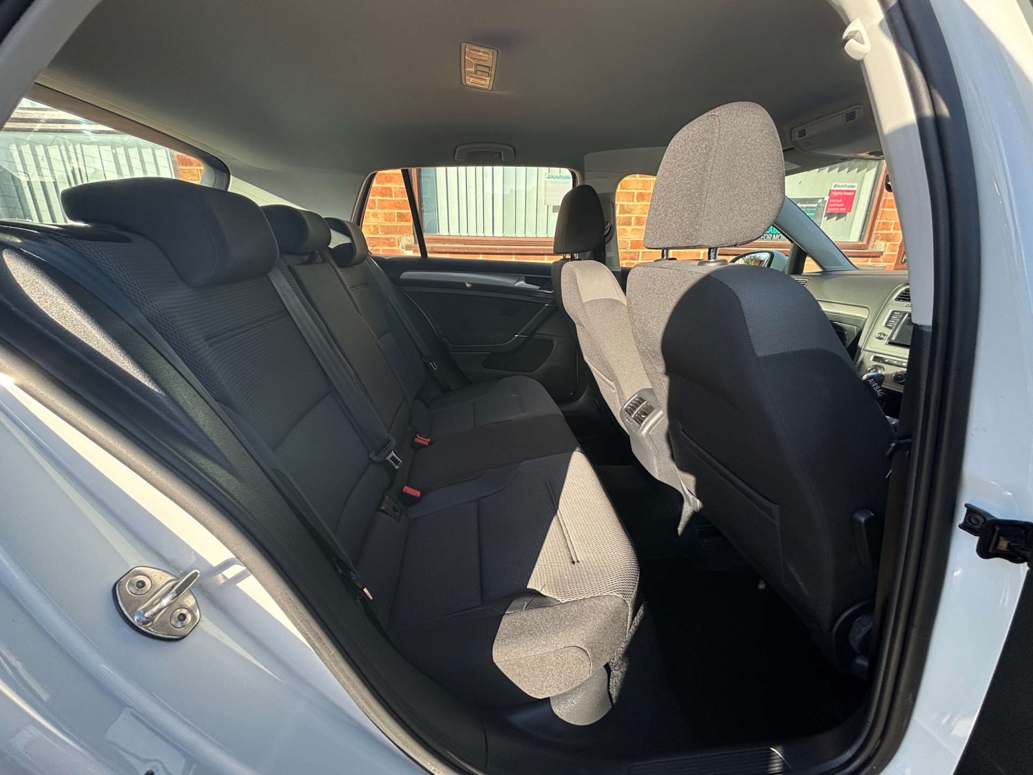 Used Volkswagen Golf 2016 for sale - 76681838: Photo 25