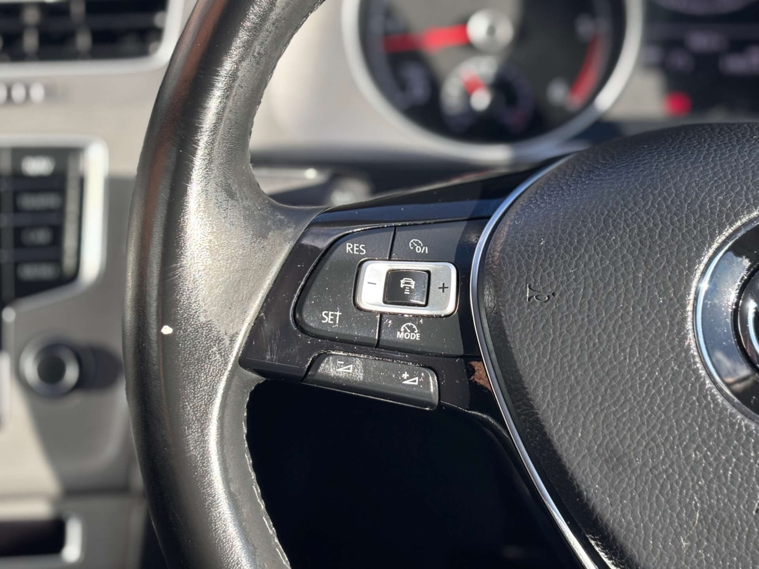 Used Volkswagen Golf 2016 for sale - 76681838: Photo 48