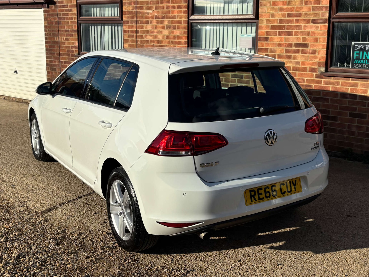 Used Volkswagen Golf 2016 for sale - 76681838: Photo 5