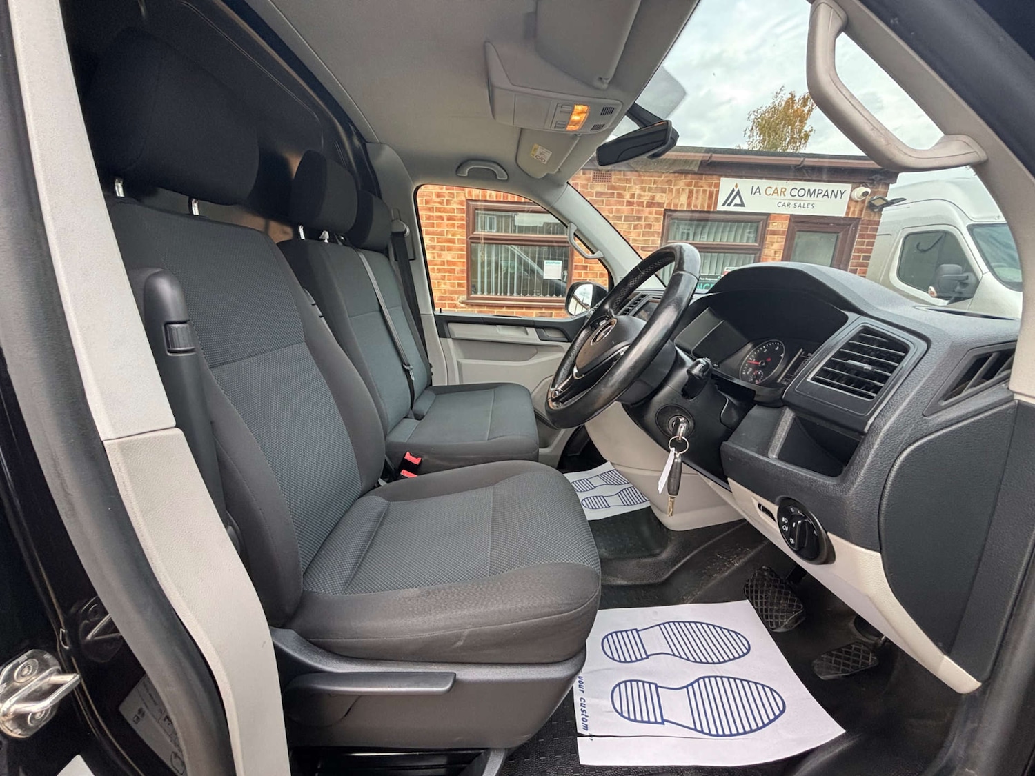 Used Volkswagen Transporter 2017 for sale - 77172428: Photo 21