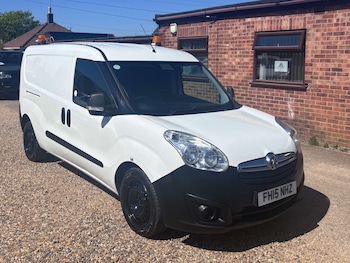 Used Vauxhall Combo 2015 for sale - 78411549: Photo