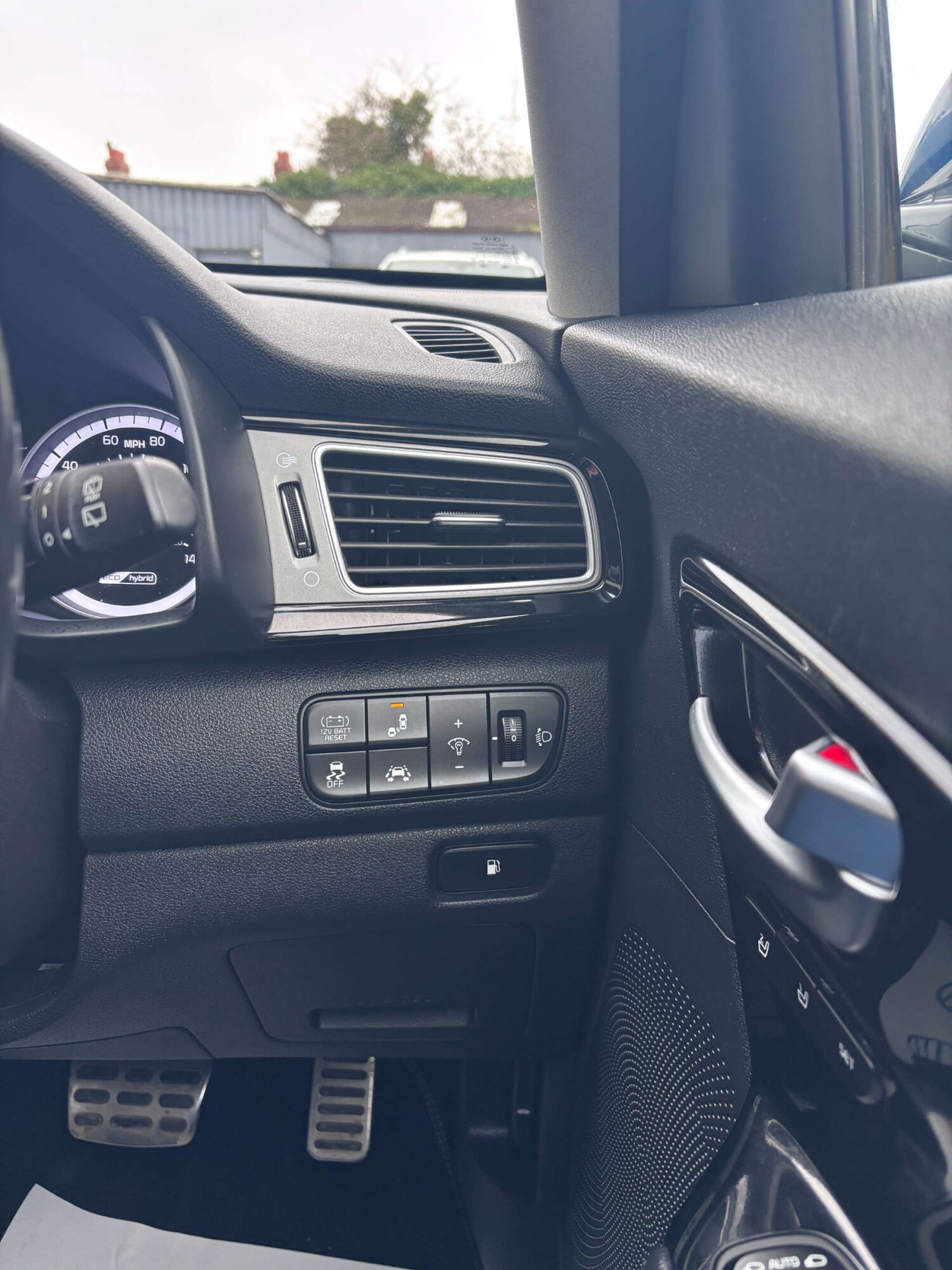 Used Kia Niro 2018 for sale - 77492550: Photo 59