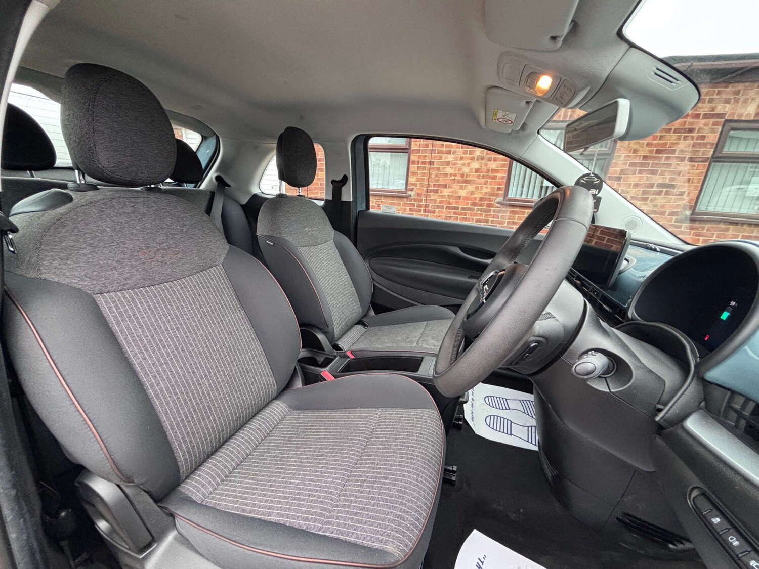 Used Fiat 500 2022 for sale - 77647618: Photo 32