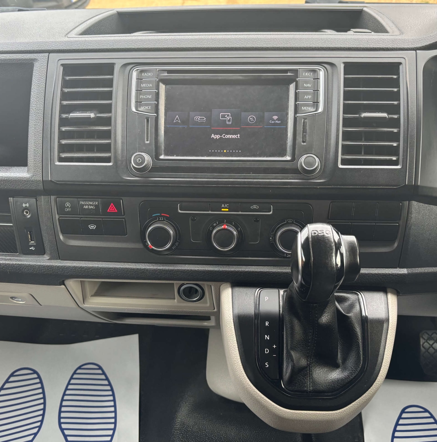 Used Volkswagen Transporter 2017 for sale - 77313708: Photo 26