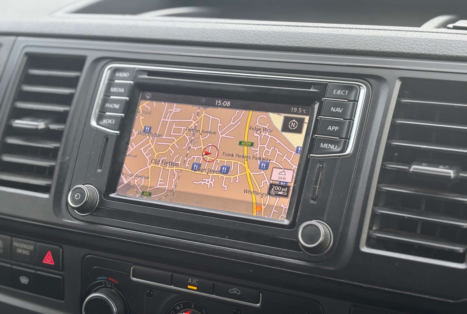 Used Volkswagen Transporter 2017 for sale - 77313708: Photo 27