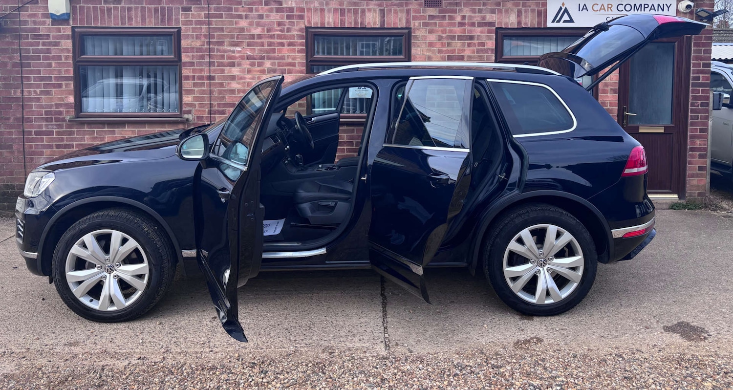 Used Volkswagen Touareg 2014 for sale - 77881401: Photo 10