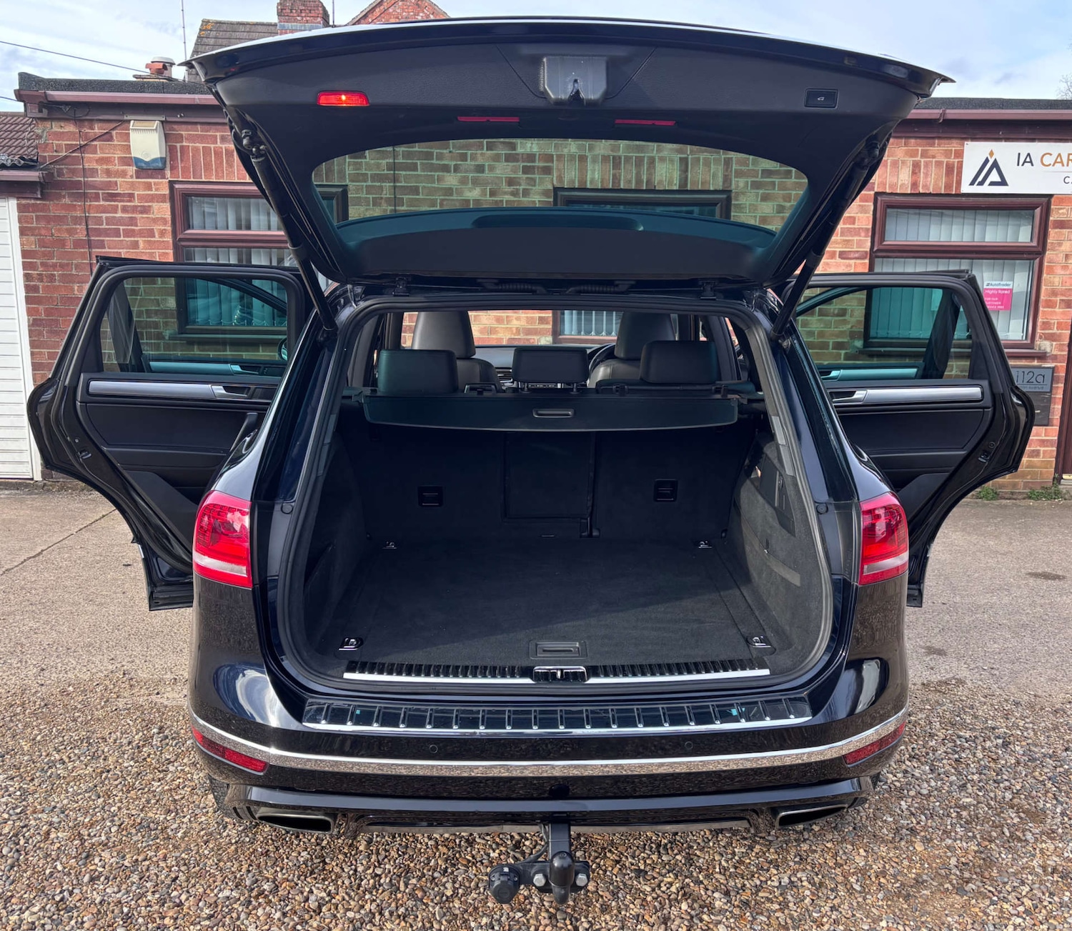 Used Volkswagen Touareg 2014 for sale - 77881401: Photo 11