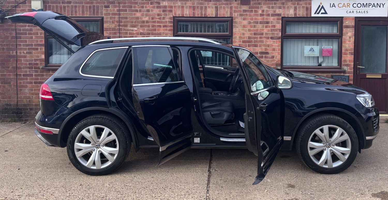 Used Volkswagen Touareg 2014 for sale - 77881401: Photo 12