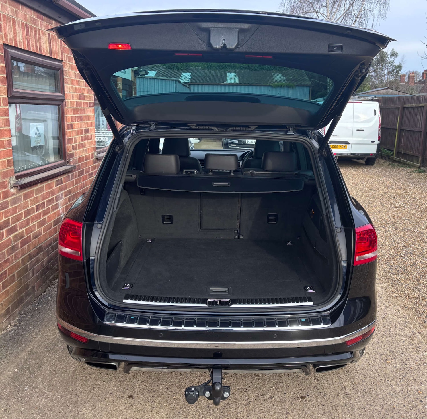 Used Volkswagen Touareg 2014 for sale - 77881401: Photo 20