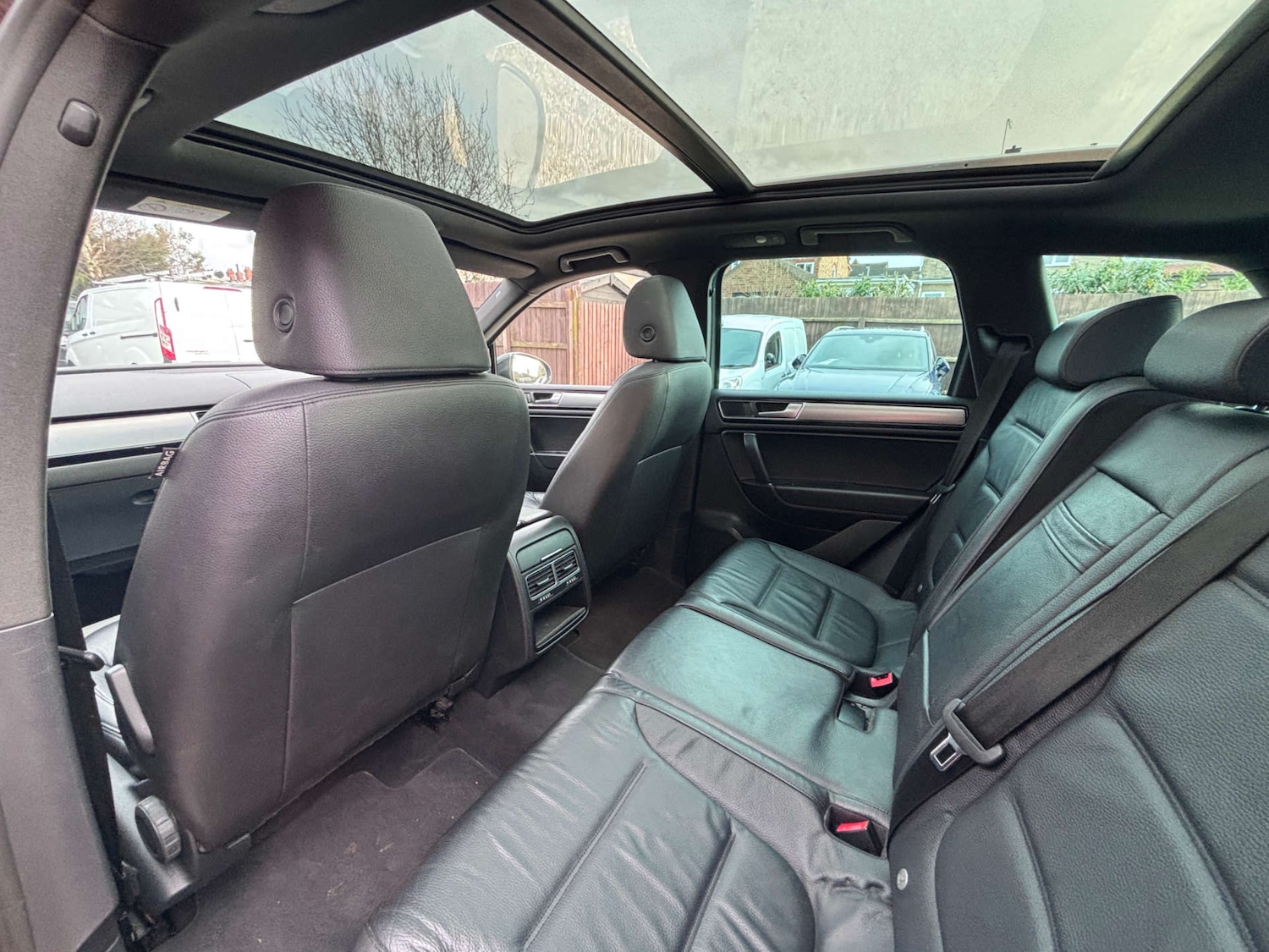 Used Volkswagen Touareg 2014 for sale - 77881401: Photo 29