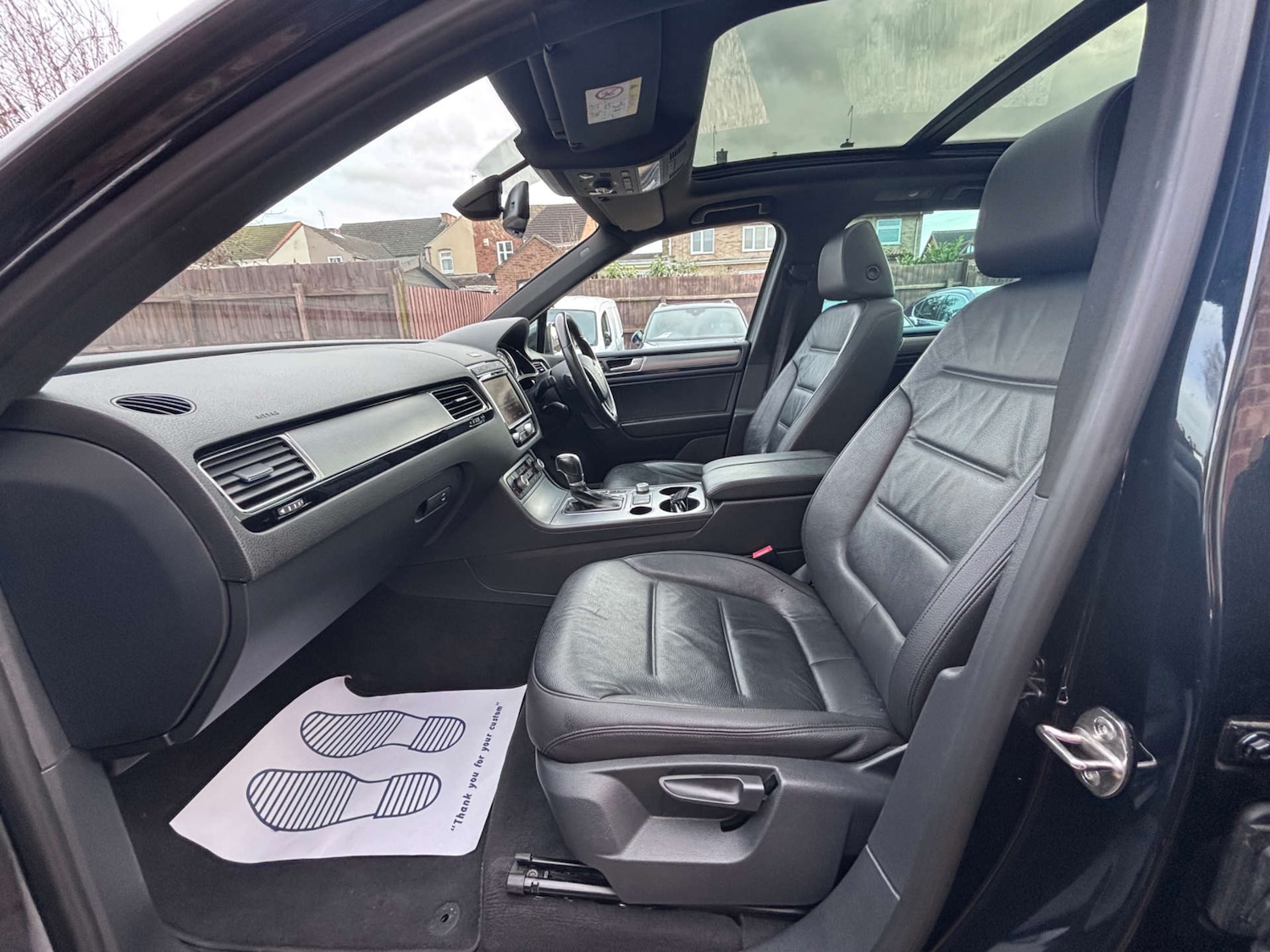 Used Volkswagen Touareg 2014 for sale - 77881401: Photo 34