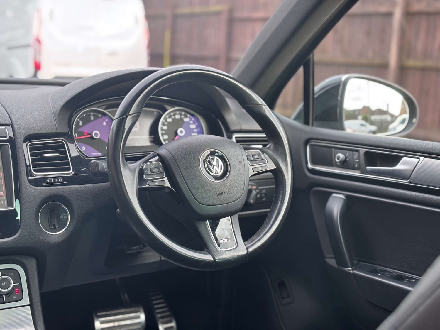 Used Volkswagen Touareg 2014 for sale - 77881401: Photo 43