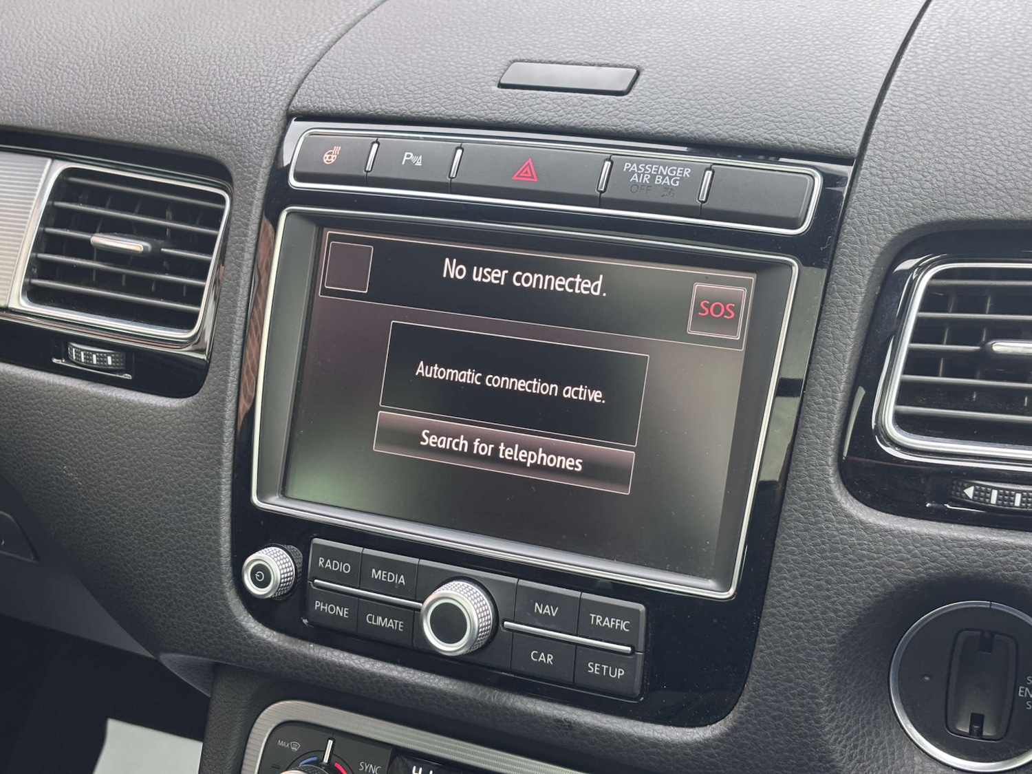 Used Volkswagen Touareg 2014 for sale - 77881401: Photo 50