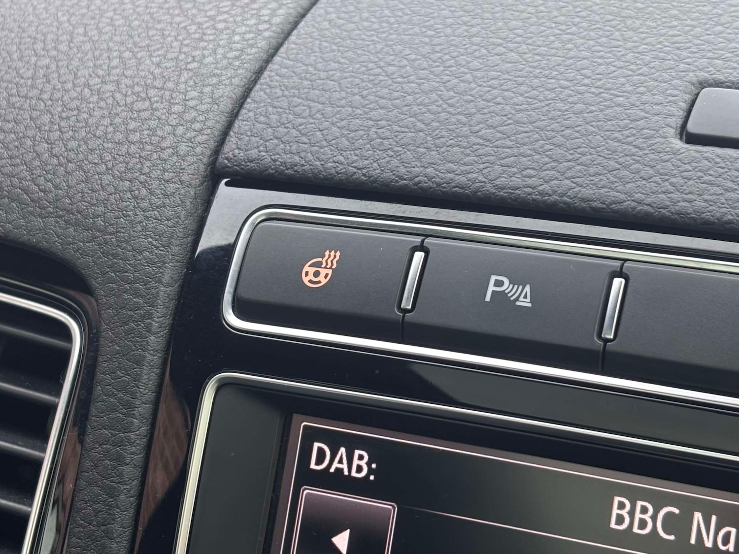 Used Volkswagen Touareg 2014 for sale - 77881401: Photo 52