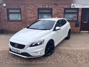 Used Volvo V40 2015 for sale - 78122070: Photo