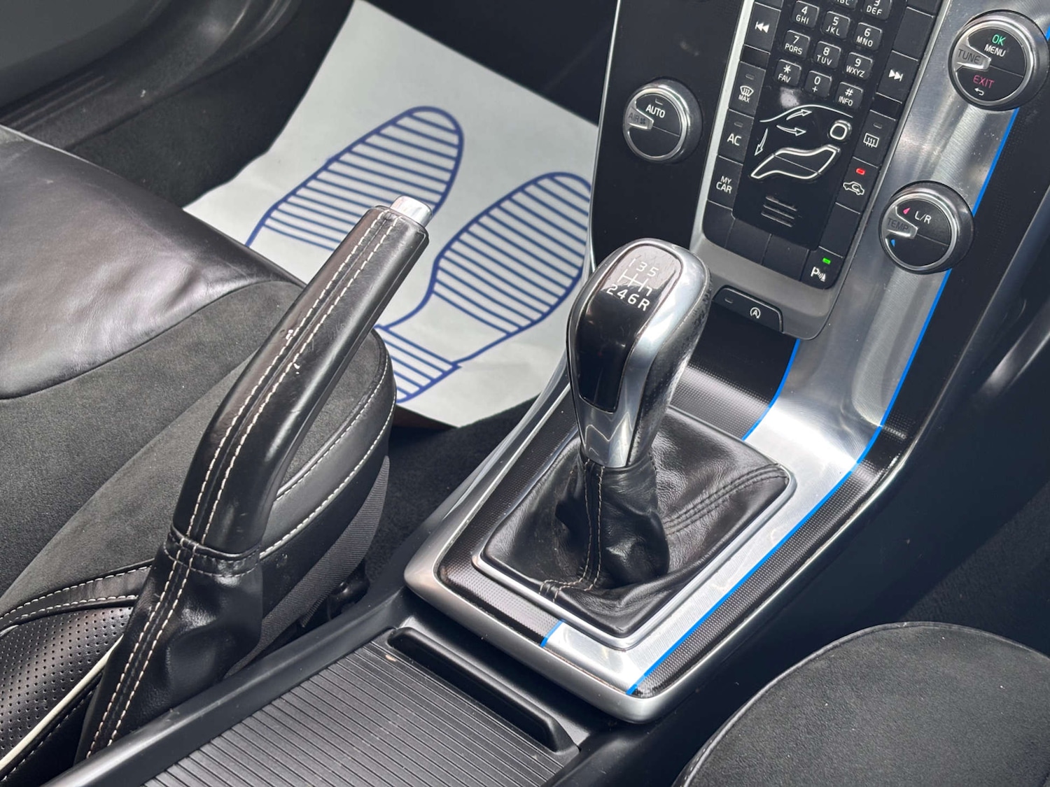 Used Volvo V40 2015 for sale - 78122070: Photo 43