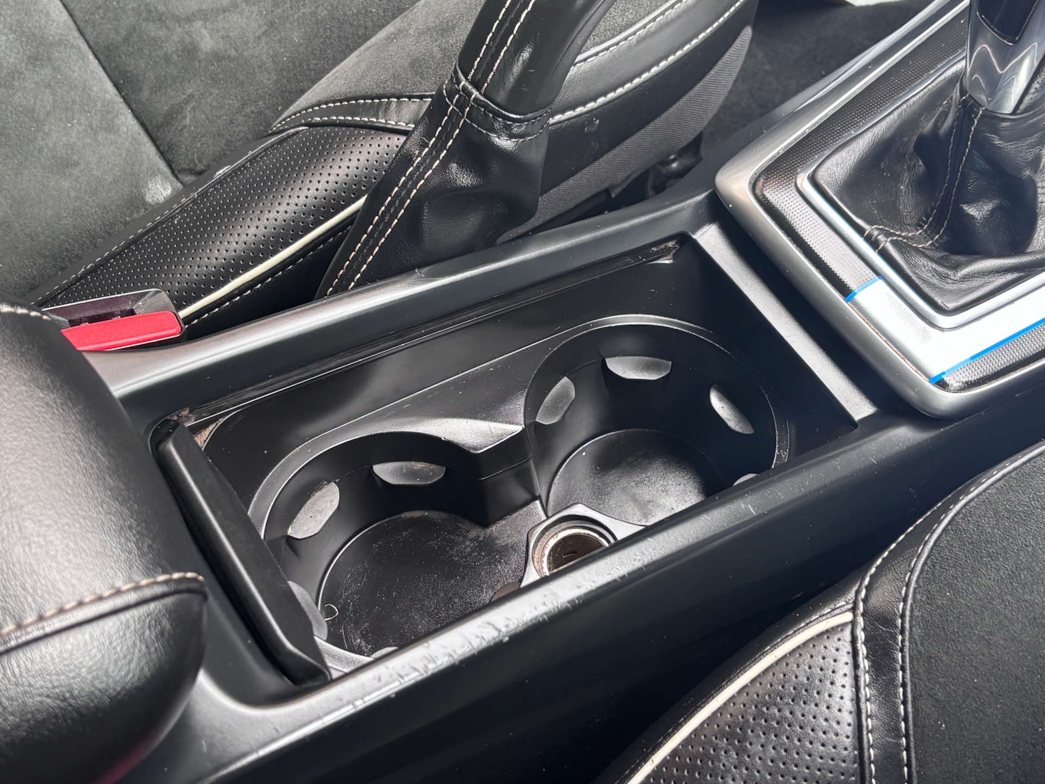 Used Volvo V40 2015 for sale - 78122070: Photo 44