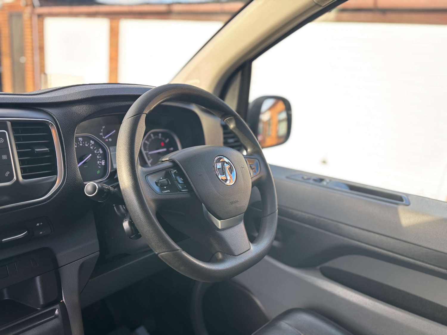 Used Vauxhall Vivaro 2021 for sale - 77393385: Photo 24