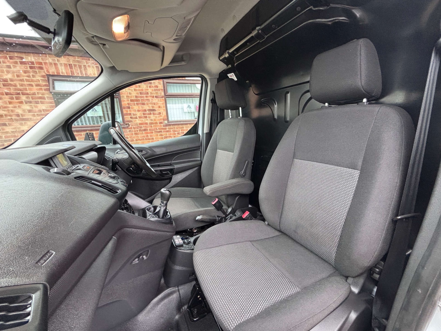 Used Ford Transit Connect 2018 for sale - 78053751: Photo 16