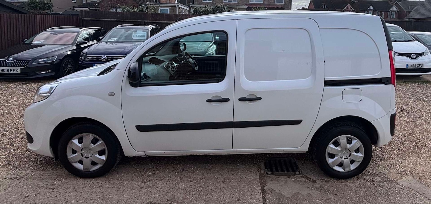 Used Renault Kangoo 2021 for sale - 77847515: Photo 6