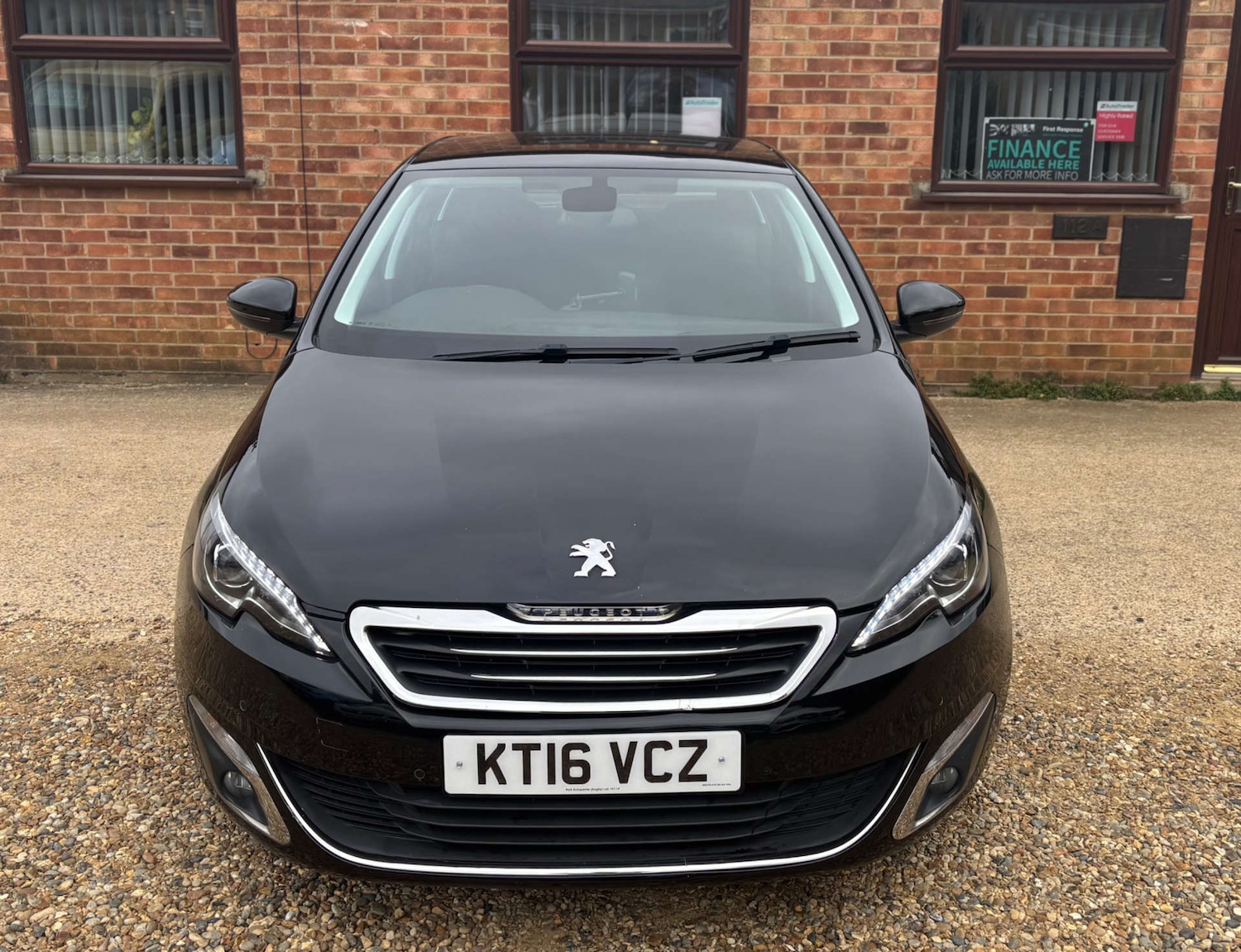 Used Peugeot 308 2016 for sale - 76681850: Photo 2