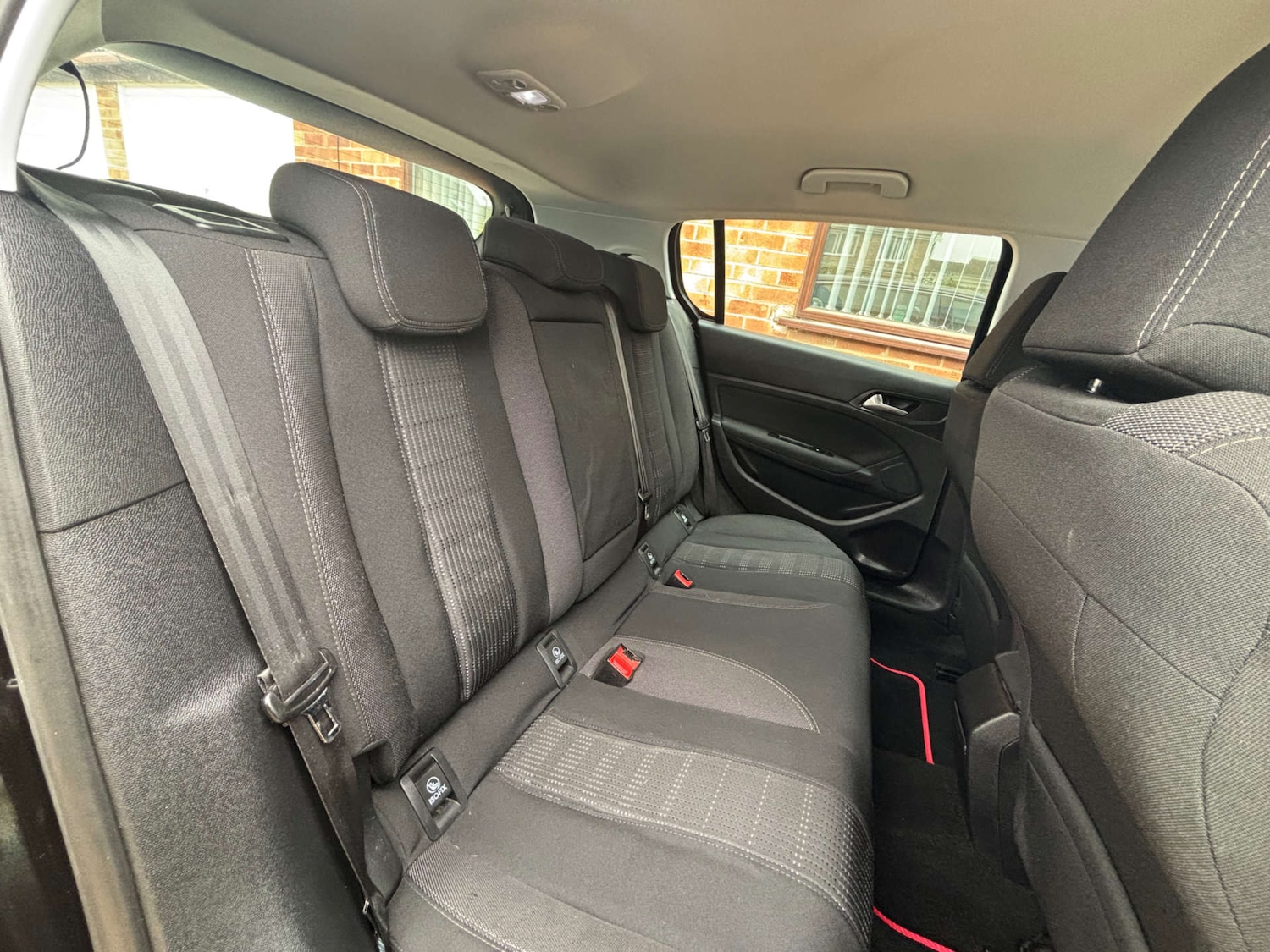 Used Peugeot 308 2016 for sale - 76681850: Photo 24