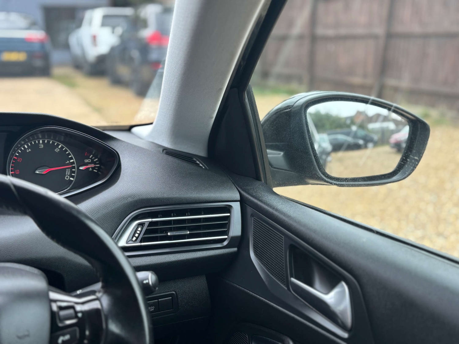 Used Peugeot 308 2016 for sale - 76681850: Photo 58