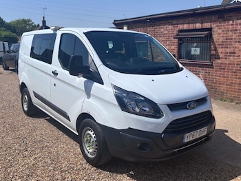 Used Ford Transit Custom 2017 for sale - 79017120: Photo