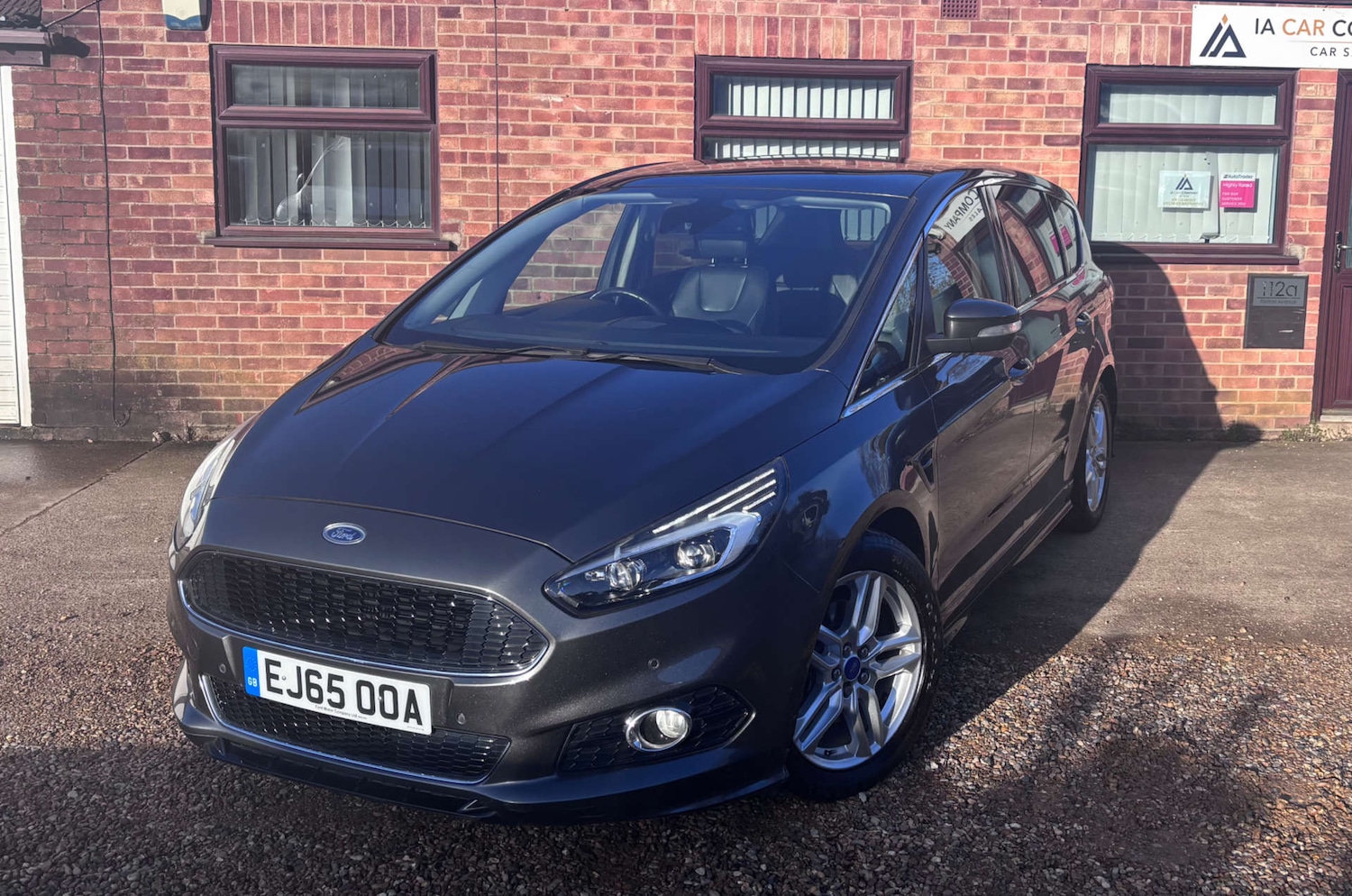 Used Ford S-Max 2015 for sale - 77393393: Photo 3
