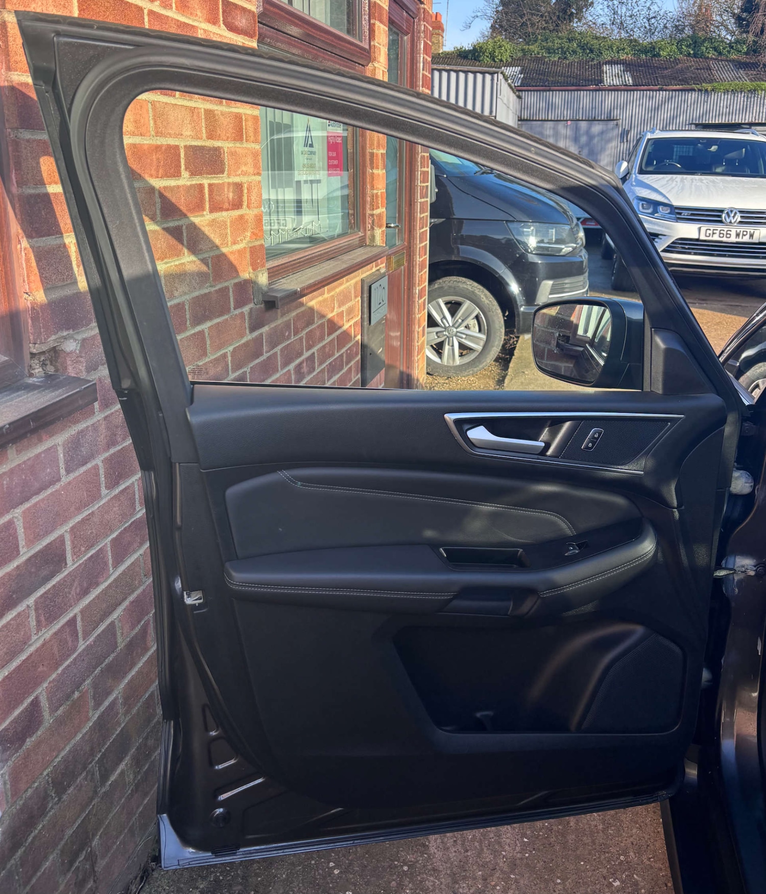 Used Ford S-Max 2015 for sale - 77393393: Photo 38