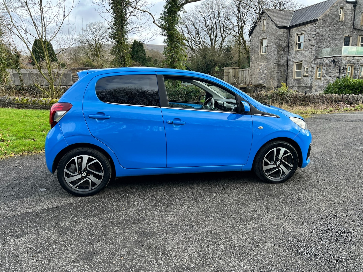 Used Peugeot 108 2016 for sale - 77888704: Photo 9