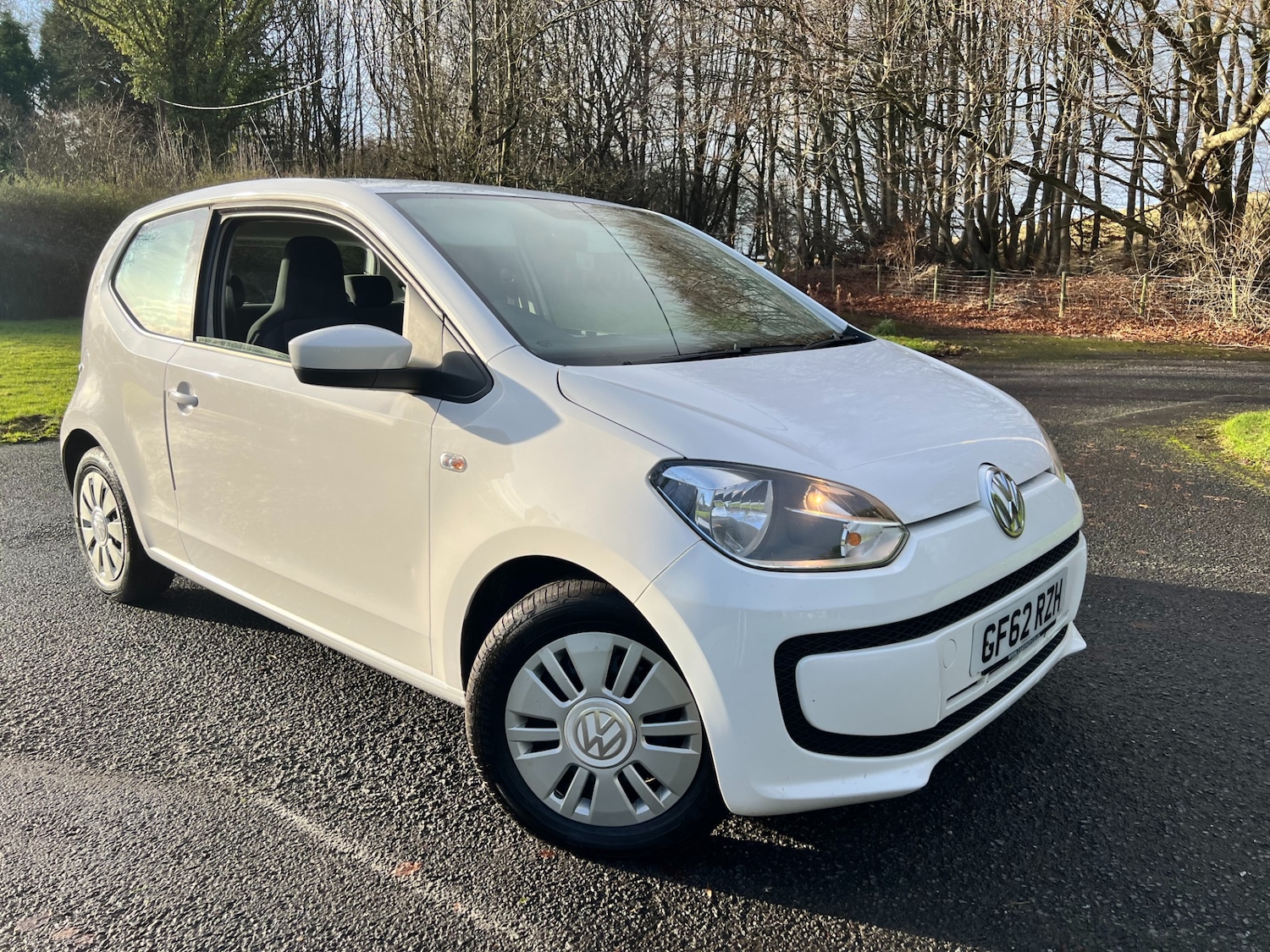 Used Volkswagen up! 2012 for sale - 76919904: Photo 3