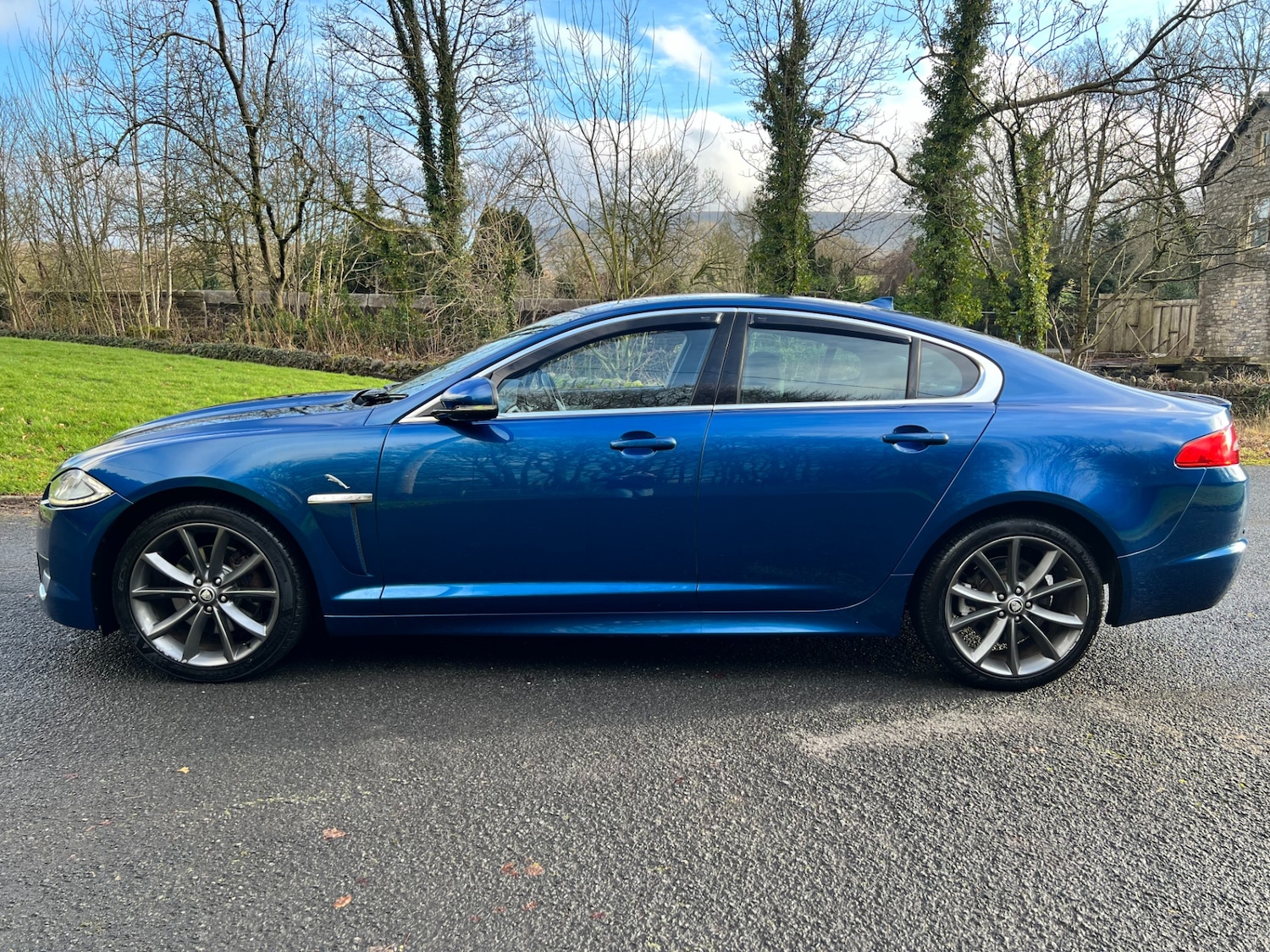 Used Jaguar XF 2012 for sale - 77235993: Photo 4