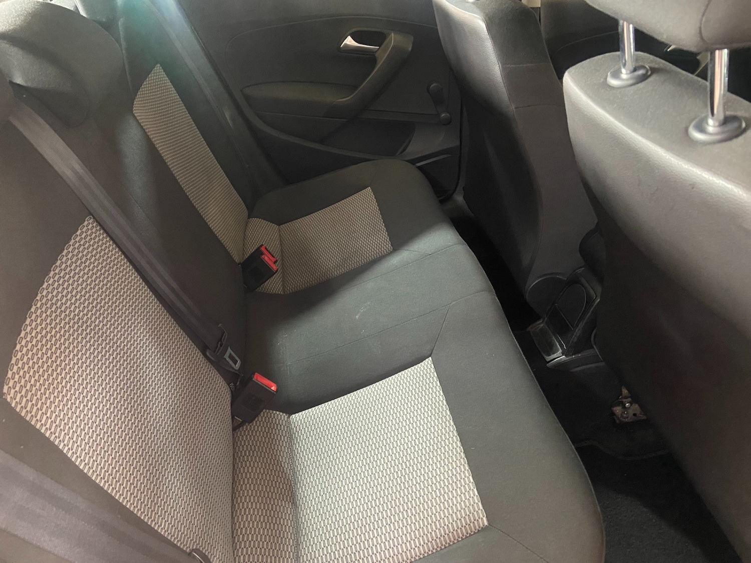 Used Volkswagen Polo 2013 for sale - 76364360: Photo 10