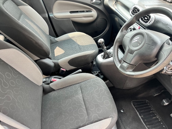 Used Citroen C3 Picasso 2011 for sale - 74854467: Photo 8