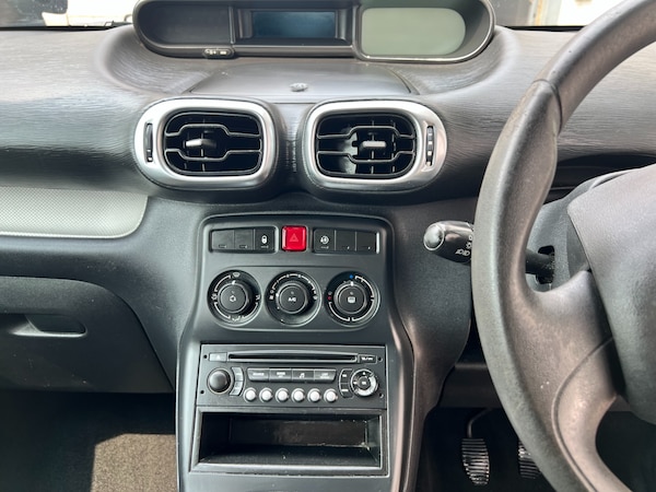 Used Citroen C3 Picasso 2011 for sale - 74854467: Photo 9