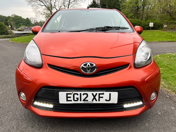 Used Toyota AYGO 2012 for sale - 74854289: Photo 2
