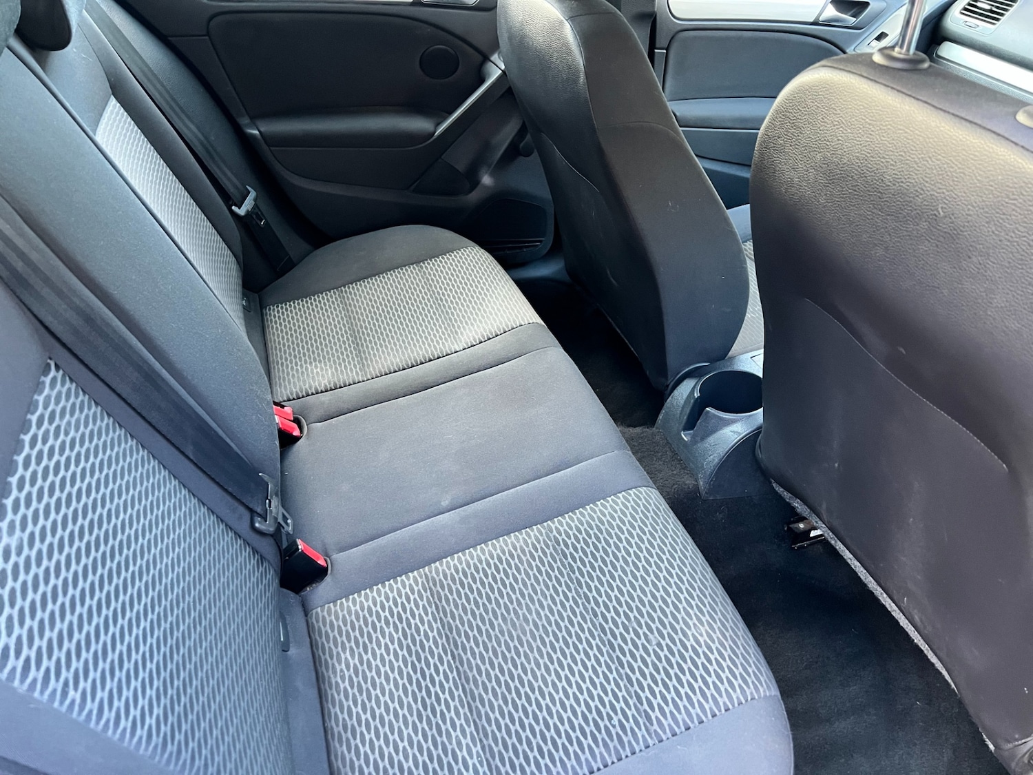 Used Volkswagen Golf 2010 for sale - 77094058: Photo 10